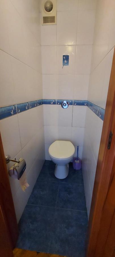 Apartment On Patriarkha Mstyslava Skrypnyka Street เคียฟ ภายนอก รูปภาพ